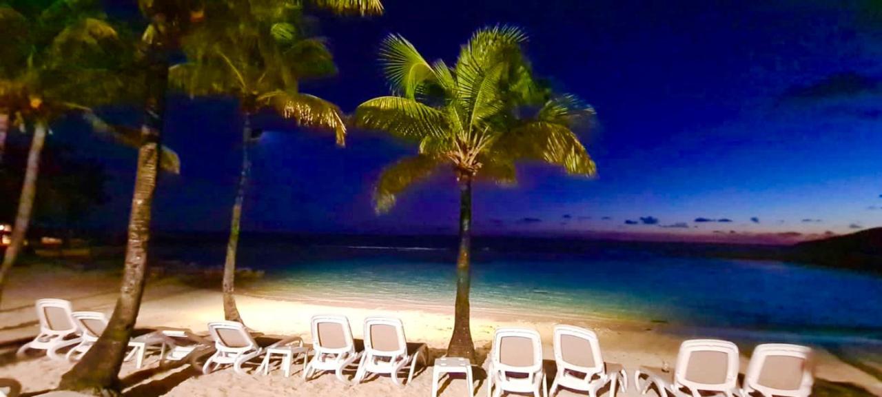 Chambre Standard Avec Plage Privee Au Manganao Hotel Saint-Francois  Buitenkant foto